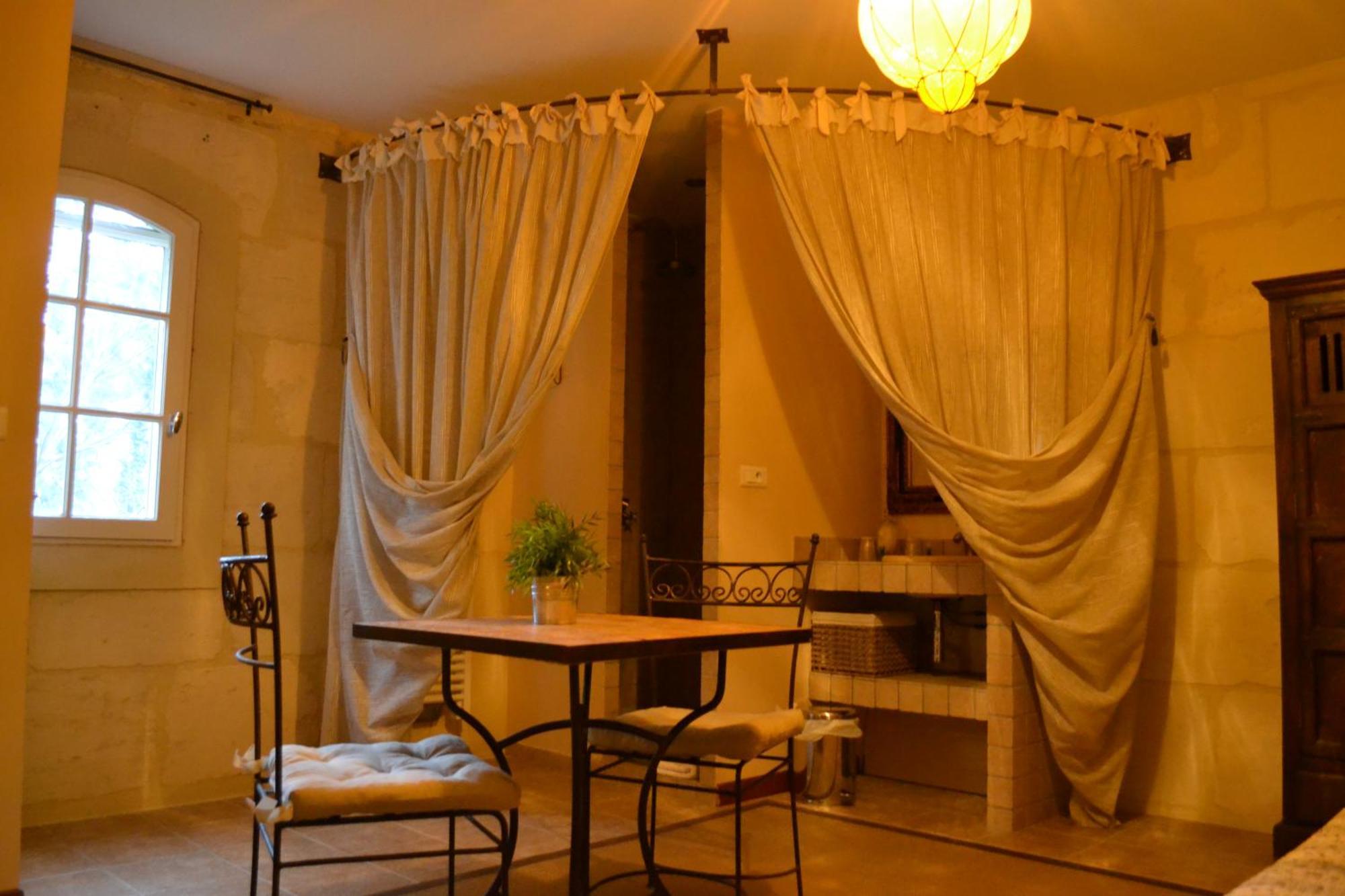 Mas Petit Prince Bed & Breakfast Arles Room photo