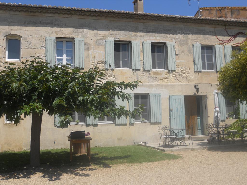 Mas Petit Prince Bed & Breakfast Arles Exterior photo